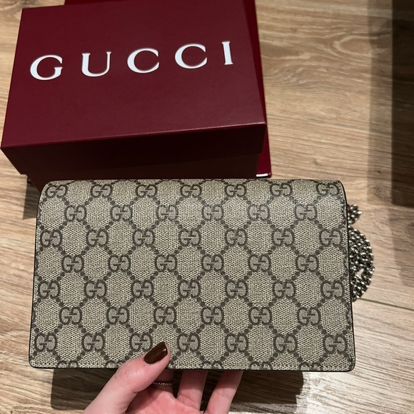 Gucci Wallet on Chain - Picture 4 of 4